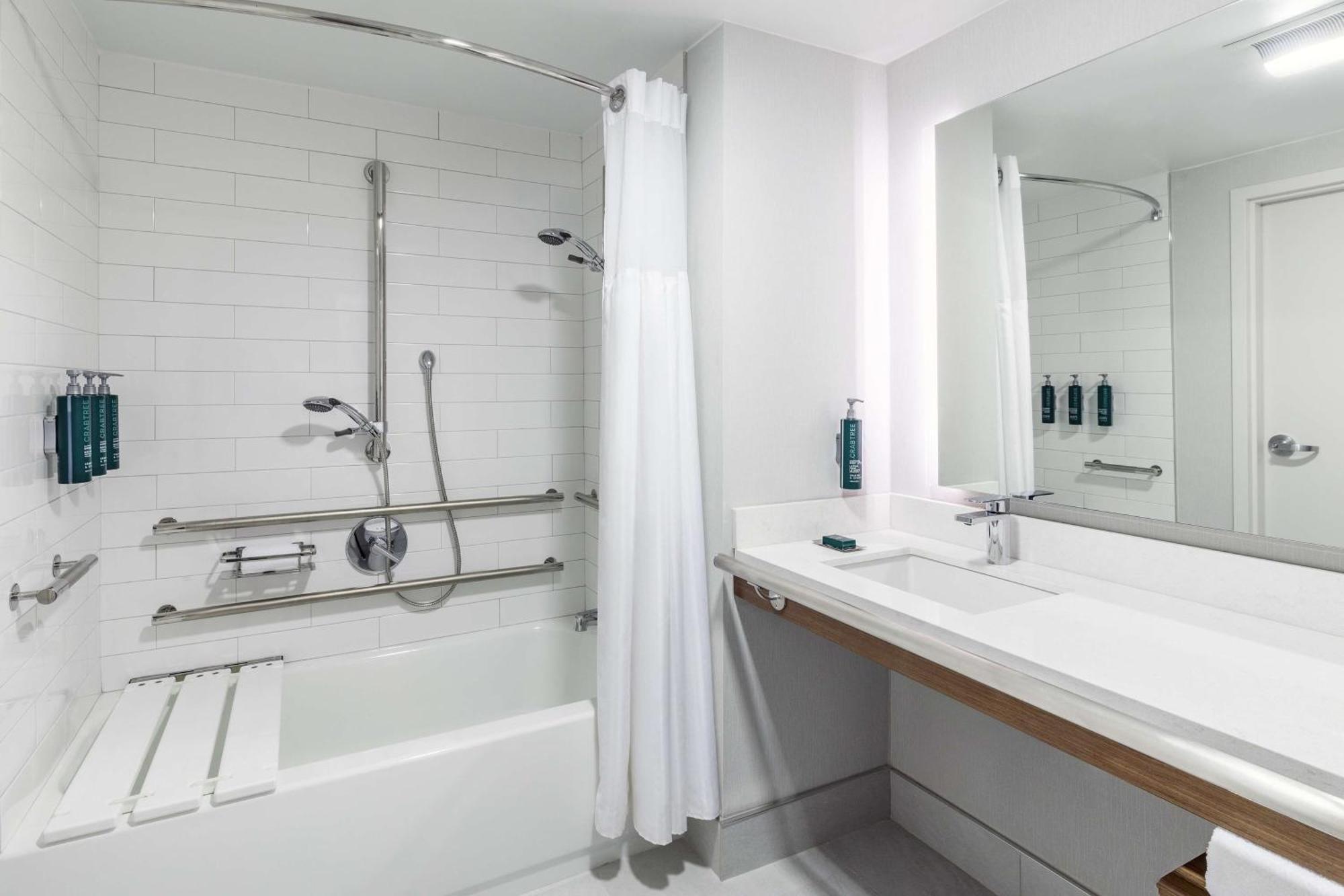 Готель Doubletree By Hilton Boston/Вестборо Екстер'єр фото