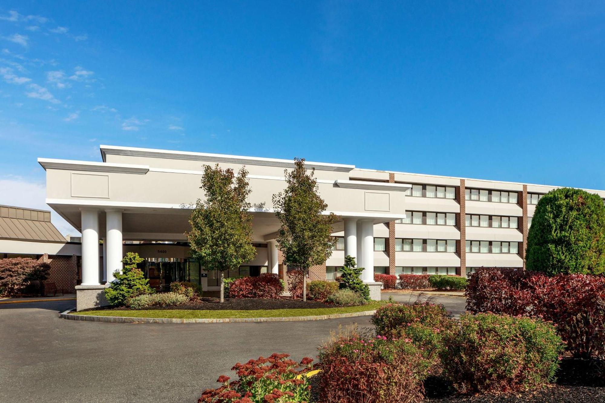 Готель Doubletree By Hilton Boston/Вестборо Екстер'єр фото